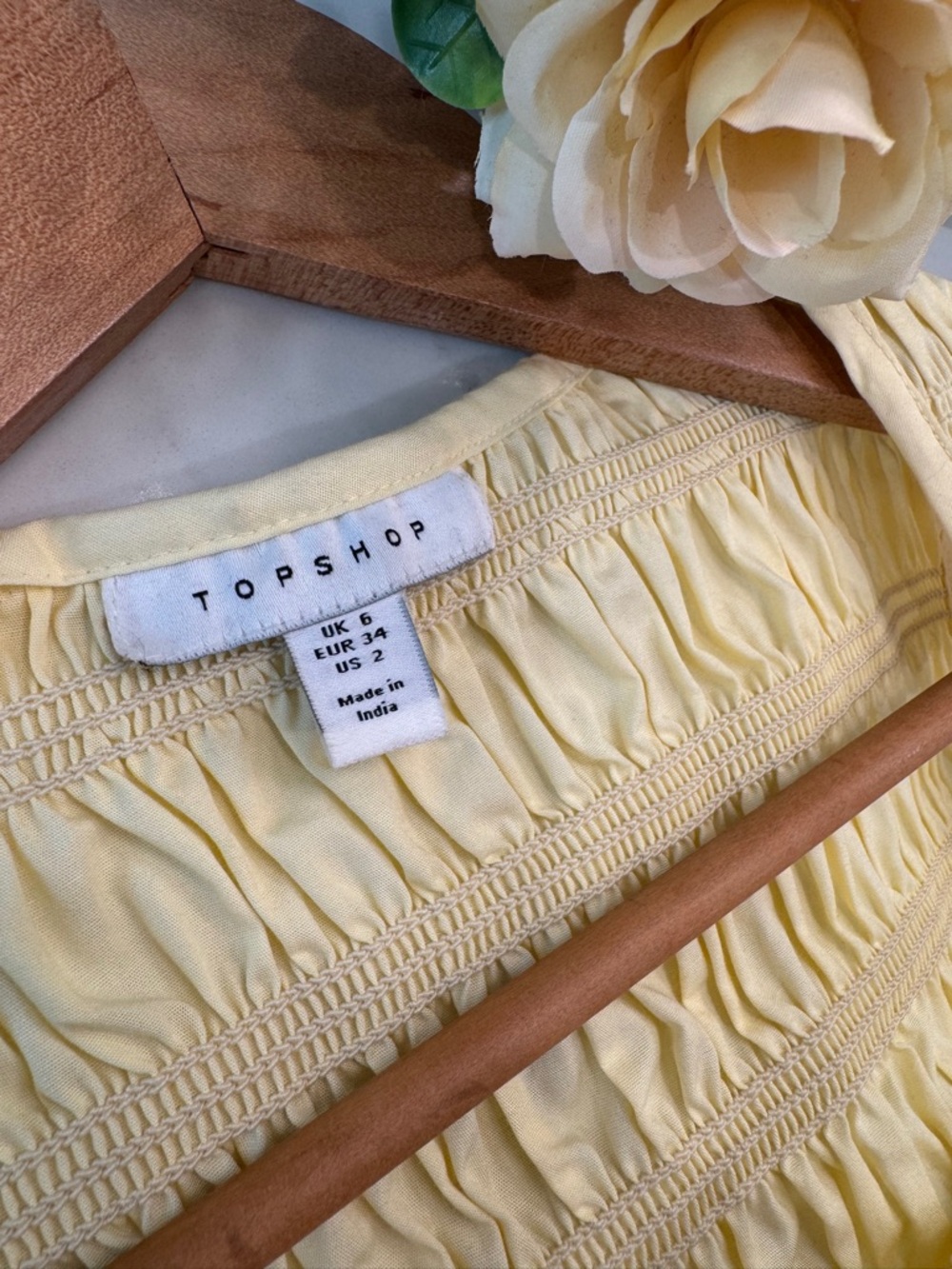 TOPSHOP SHIRRED BUST DROPPED WAIST MIDI POPLIN
DRESS IN BUTTERMILK US Sz 2 - Picture 8 of 12